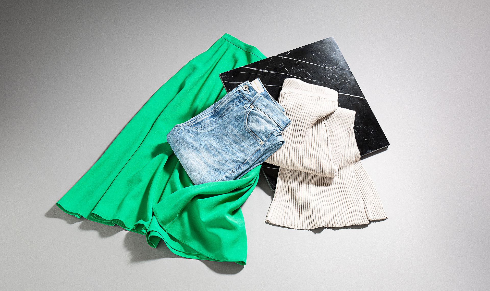 PARADIS TERRE Bottoms Collection