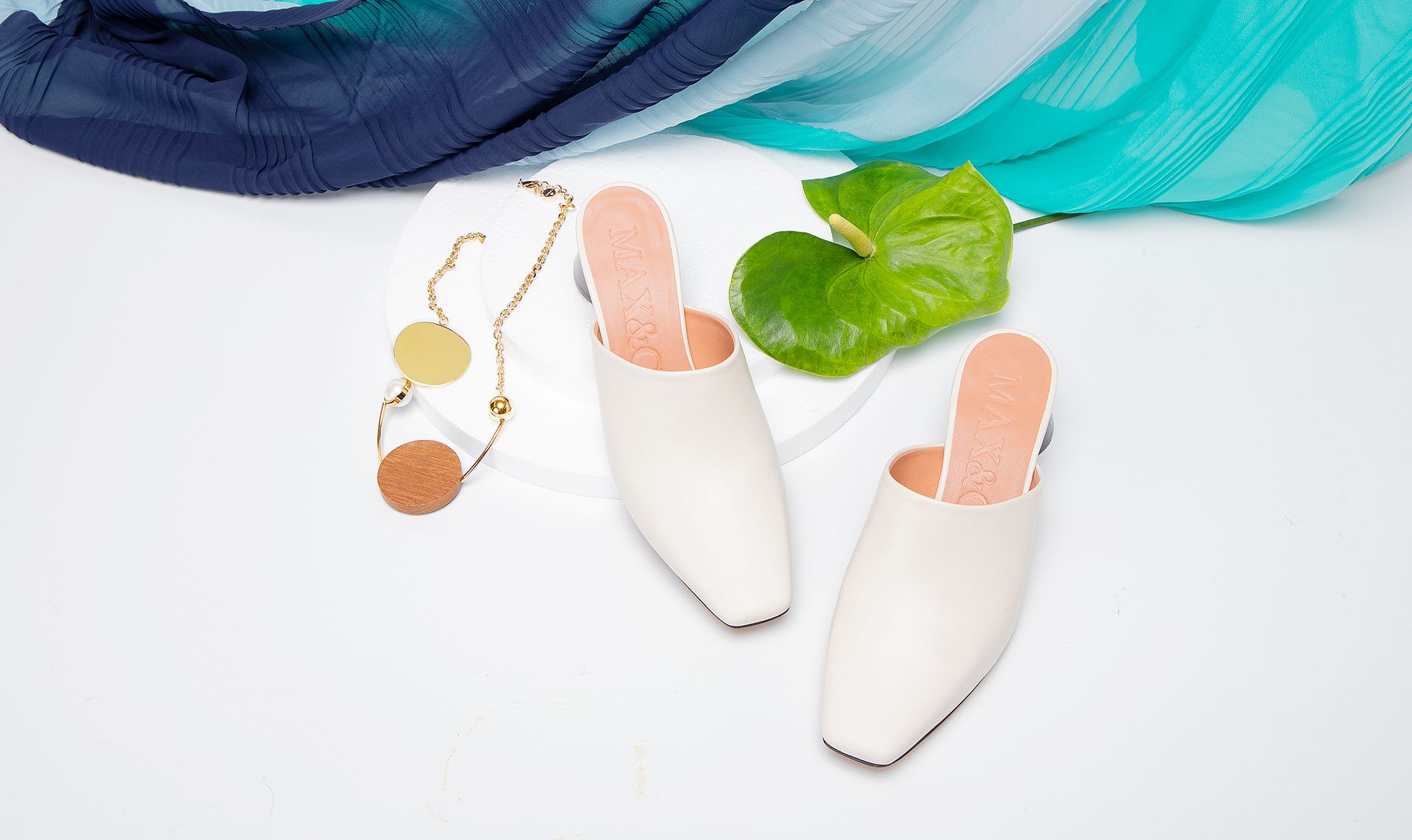 MAX&Co. Accessories