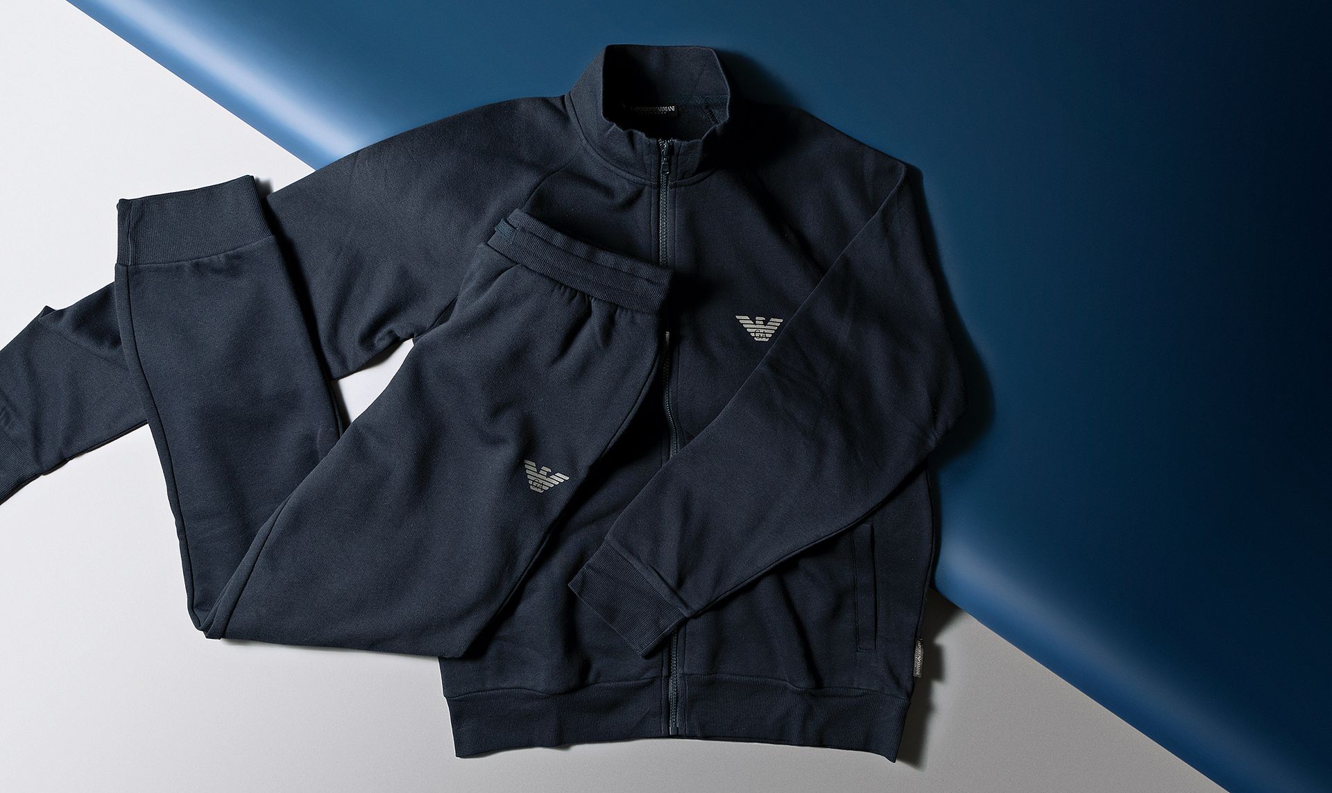 EMPORIO ARMANI RELAXINGWEAR