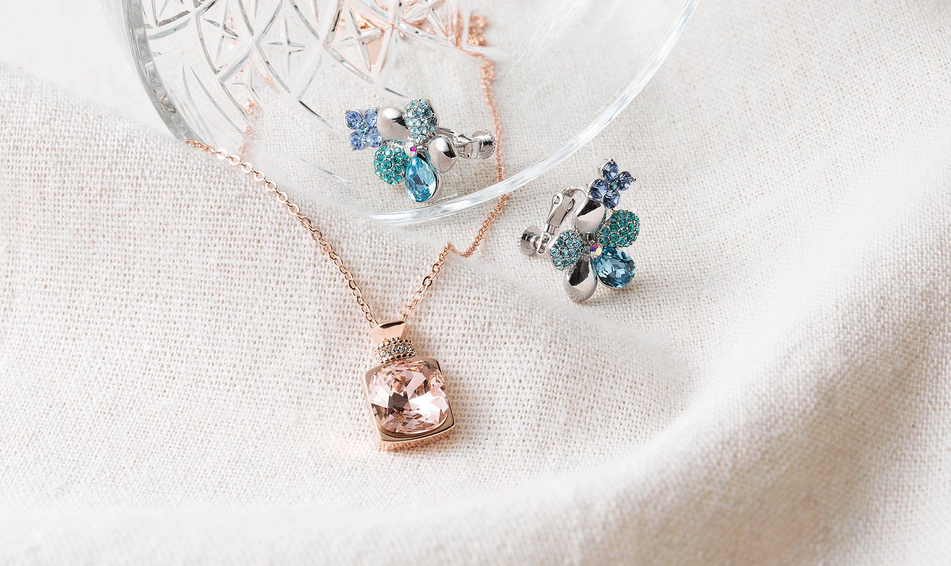 Jinka Nezu -Necklace, Earrings and more-