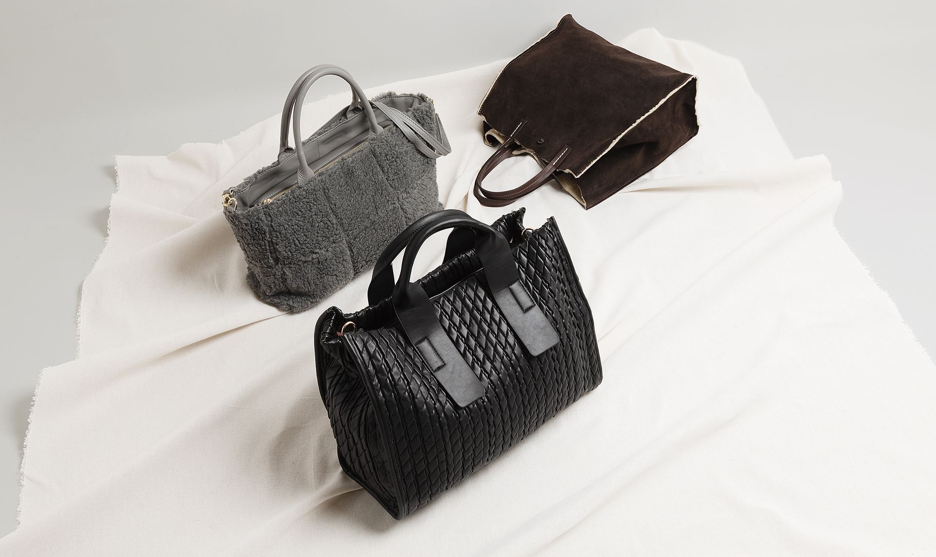 ANANA BAG & Import Bag