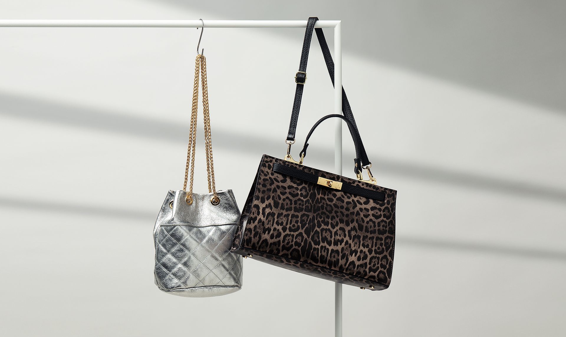 MODE FOURRURE Bag for Women