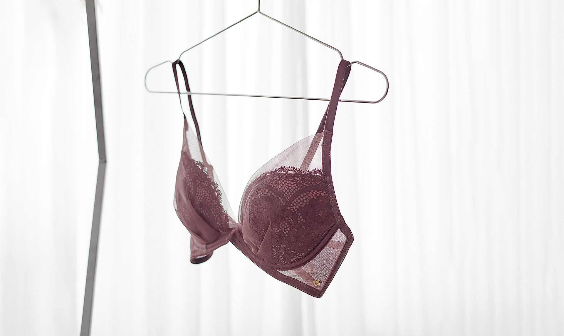 AMO STYLE by Triumph