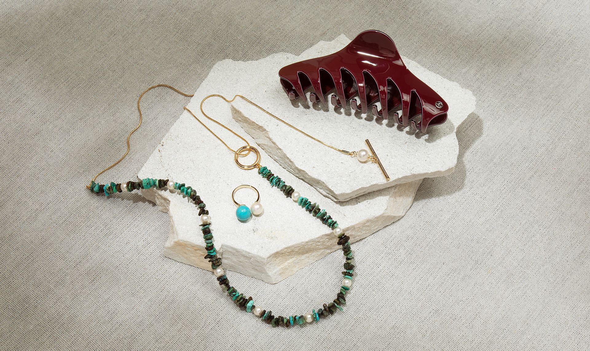 EVITA PERONI / PEARLOUNGE