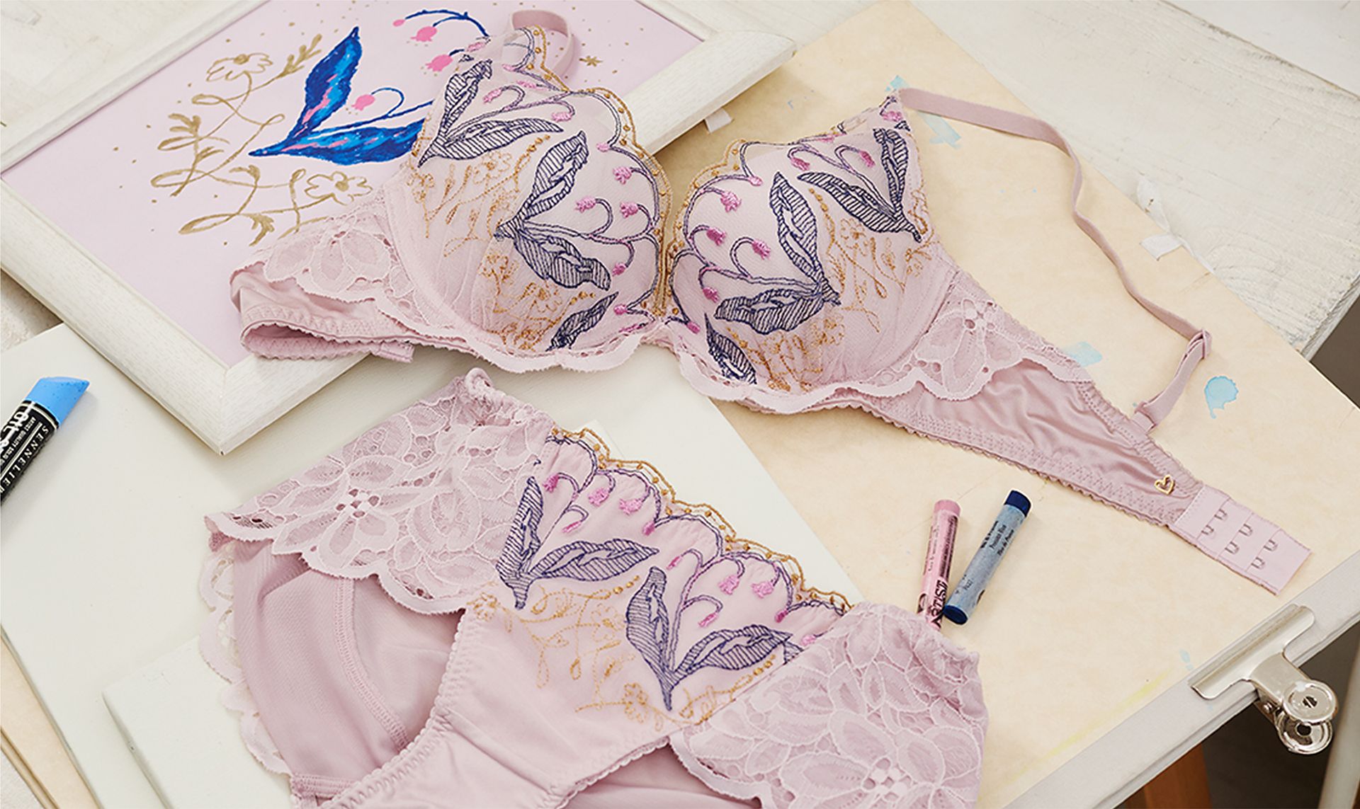 AMO STYLE by Triumph　ブラジャー＆ショーツセット